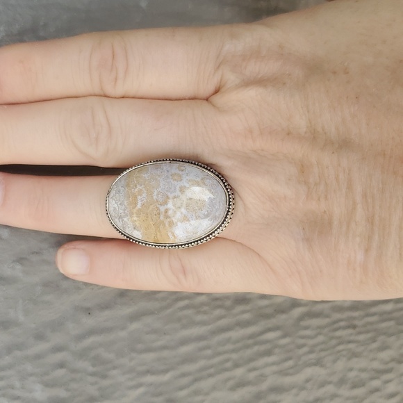 New Oversized Fossil Coral 925 Silver Ring. - Picture 3 of 15